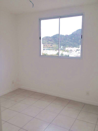 Imagem Imóvel com 2 Quartos à Venda, 50 m² em Camorim - Rio De Janeiro Imagem Imóvel com 2 Quartos à Venda, 50 m² em Camorim - Rio De Janeiro