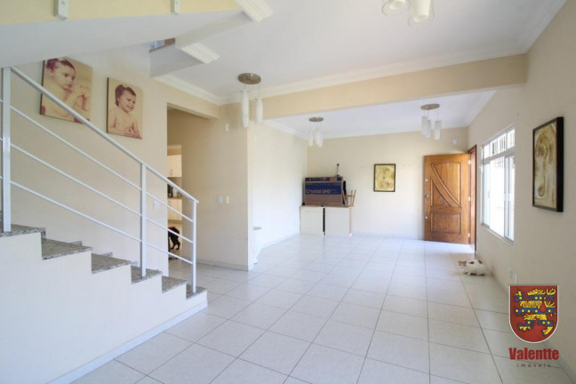 Imagem Casa com 5 Quartos à Venda,  em Balneário - Florianópolis