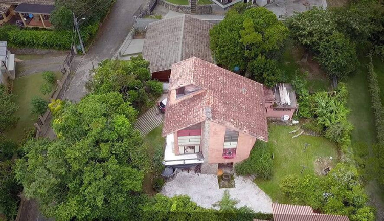 Imagem Casa com 3 Quartos à Venda, 220 m² em Cacupé - Florianópolis Imagem Casa com 3 Quartos à Venda, 220 m² em Cacupé - Florianópolis