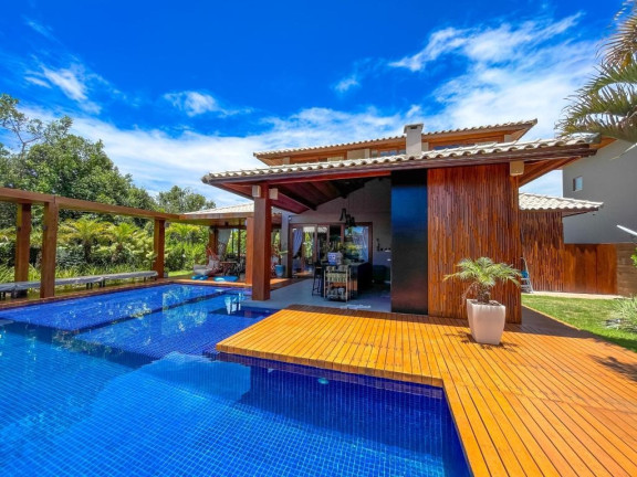 Casa com 4 Quartos à Venda,  em Mata De São João - Praia Do Forte