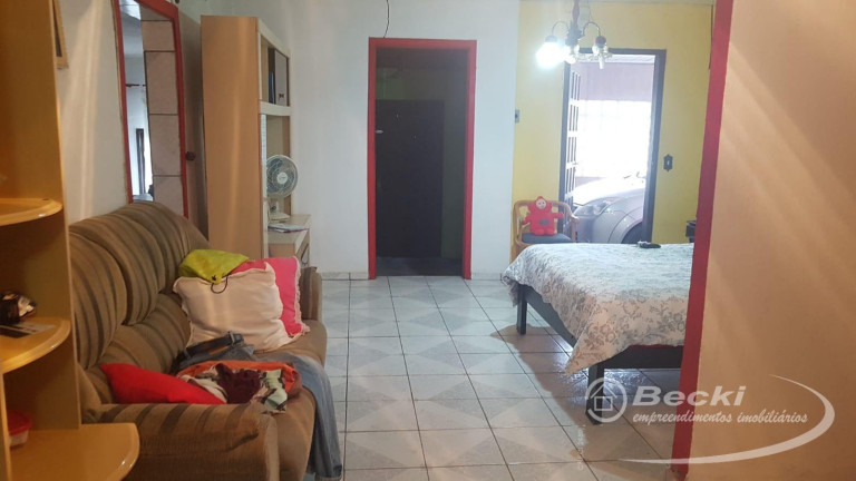 Imagem Casa com 3 Quartos à Venda, 177 m² em São Marcos - Joinville