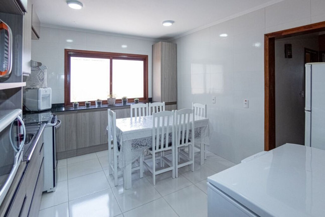 Imagem Casa com 2 Quartos à Venda, 94 m² em Rubem Berta - Porto Alegre