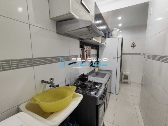 Imagem Apartamento com 2 Quartos à Venda, 46 m² em Guilhermina - Praia Grande