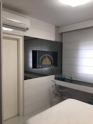 Imagem Apartamento com 3 Quartos à Venda, 132 m² em Centro - Balneário Camboriú Imagem Apartamento com 3 Quartos à Venda, 132 m² em Centro - Balneário Camboriú