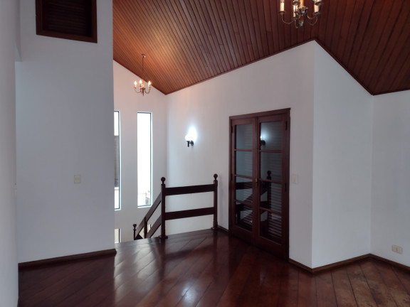 Imagem Casa com 2 Quartos para Alugar, 360 m² em Alphaville - Santana De Parnaíba