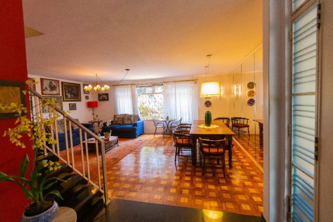 Imagem Casa com 4 Quartos à Venda ou Locação, 290 m² em Vila Mariana - São Paulo Imagem Casa com 4 Quartos à Venda ou Locação, 290 m² em Vila Mariana - São Paulo