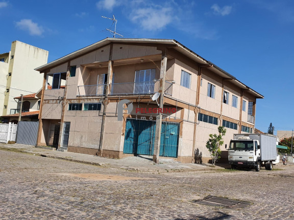 Imóvel Comercial para Alugar, 612 m² em Centro - Tapes