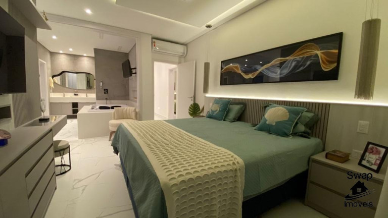 Imagem Casa com 6 Quartos à Venda, em Riviera - Bertioga Imagem Casa com 6 Quartos à Venda, em Riviera - Bertioga