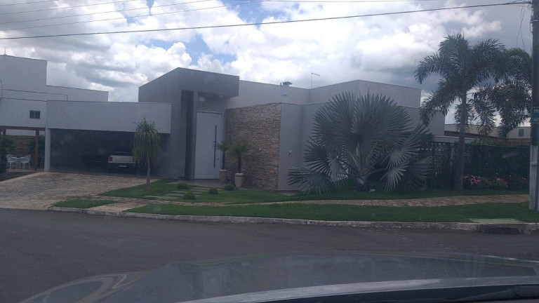 Imagem Casa com 3 Quartos à Venda, 270 m² em Residencial Rose's Garden - Anápolis