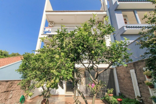 Imagem Casa de Condomínio com 3 Quartos à Venda, 205 m² em Vila Nova - Porto Alegre Imagem Casa de Condomínio com 3 Quartos à Venda, 205 m² em Vila Nova - Porto Alegre