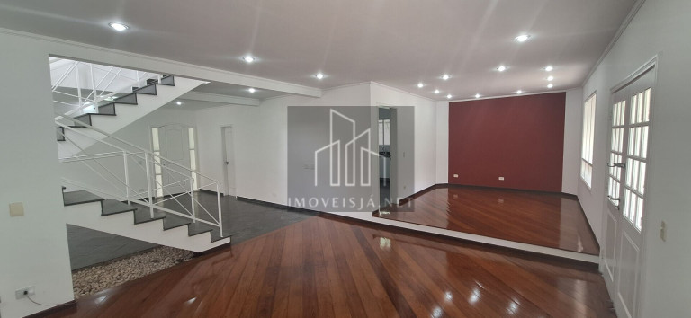Imagem Casa de Condomínio com 4 Quartos para Alugar, 248 m² em Alphaville - Santana De Parnaíba Imagem Casa de Condomínio com 4 Quartos para Alugar, 248 m² em Alphaville - Santana De Parnaíba