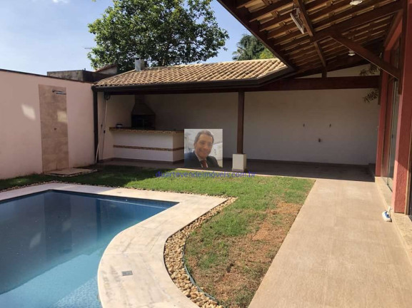 Imagem Casa de Condomínio com 4 Quartos à Venda, 347 m² em Barueri