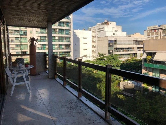 Imagem Cobertura com 3 Quartos à Venda, 300 m² em Ipanema - Rio De Janeiro Imagem Cobertura com 3 Quartos à Venda, 300 m² em Ipanema - Rio De Janeiro