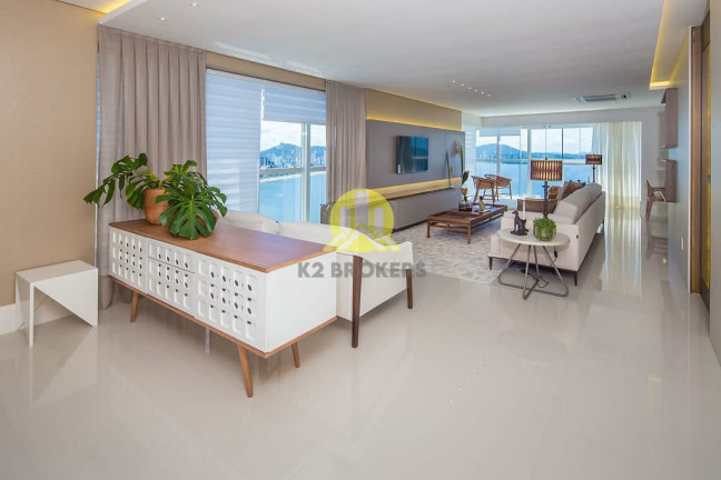 Imagem Apartamento com 4 Quartos à Venda, 238 m² em Centro - Balneário Camboriú Imagem Apartamento com 4 Quartos à Venda, 238 m² em Centro - Balneário Camboriú
