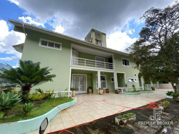 Casa com 6 Quartos à Venda, 825 m² em Quebra Frascos - Teresópolis