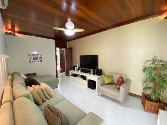 Imagem Casa com 4 Quartos à Venda, 355 m² em Piatã - Salvador Imagem Casa com 4 Quartos à Venda, 355 m² em Piatã - Salvador