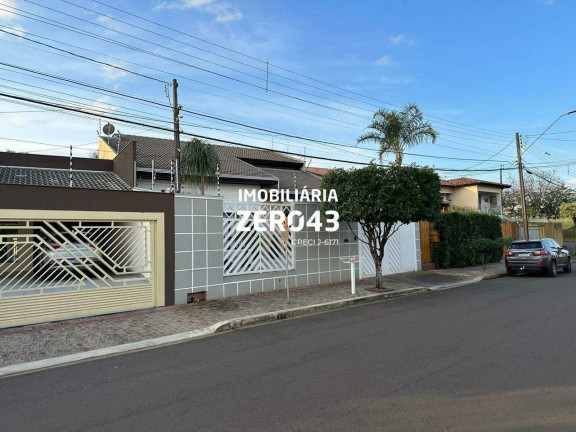 Imagem Casa com 3 Quartos à Venda, 240 m² em Alpes - Londrina