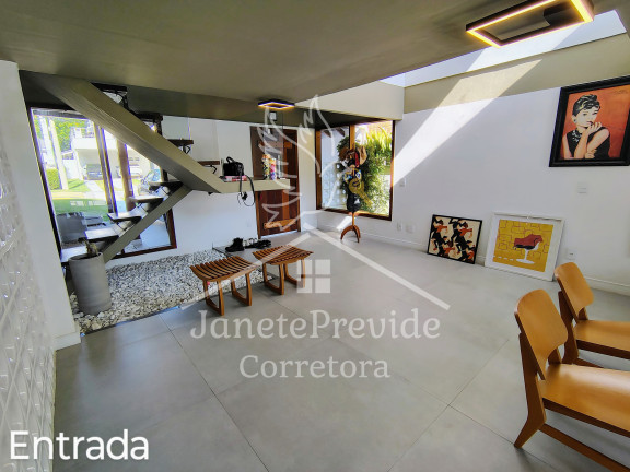 Casa de Condomínio com 4 Quartos à Venda, 252 m² em Alphaville - Santana De Parnaíba