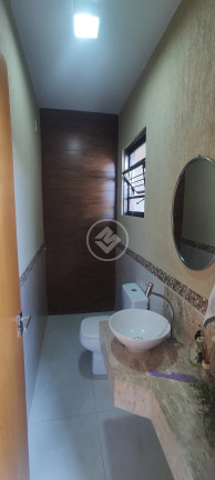 Imagem Sobrado com 4 Quartos à Venda, 250 m² em Jardim América - Goiânia Imagem Sobrado com 4 Quartos à Venda, 250 m² em Jardim América - Goiânia