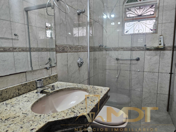 Imagem Casa com 4 Quartos à Venda, 145 m² em Santa Amélia - Belo Horizonte