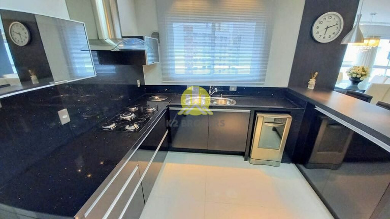 Imagem Apartamento com 3 Quartos à Venda, 155 m² em Centro - Balneário Camboriú Imagem Apartamento com 3 Quartos à Venda, 155 m² em Centro - Balneário Camboriú