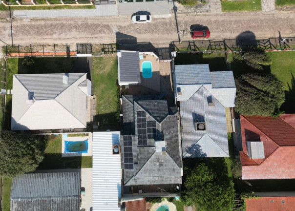 Imagem Casa com 3 Quartos à Venda, 266 m² em Rainha Do Mar - Xangri-la
