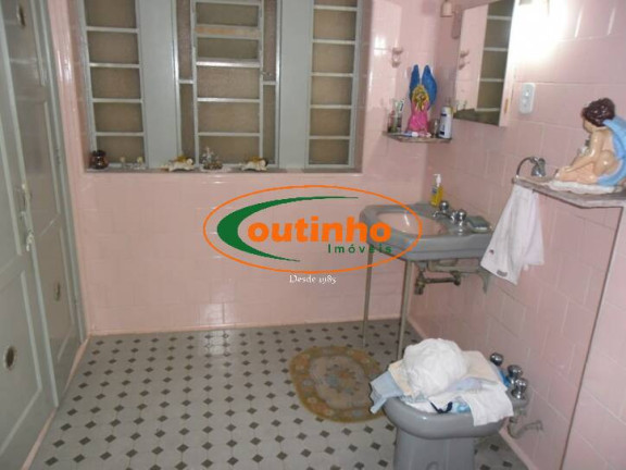 Imagem Casa com 4 Quartos à Venda, 212 m² em Tijuca - Rio De Janeiro Imagem Casa com 4 Quartos à Venda, 212 m² em Tijuca - Rio De Janeiro
