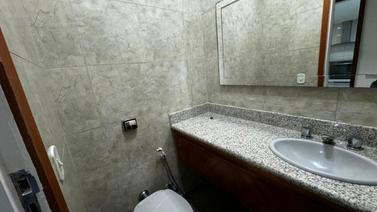 Imagem Apartamento com 4 Quartos à Venda, 250 m² em Barra Da Tijuca - Rio De Janeiro