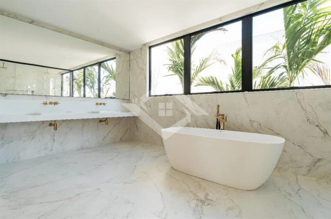 Imagem Casa com 5 Quartos à Venda, 995 m² em Barra Da Tijuca - Rio De Janeiro Imagem Casa com 5 Quartos à Venda, 995 m² em Barra Da Tijuca - Rio De Janeiro