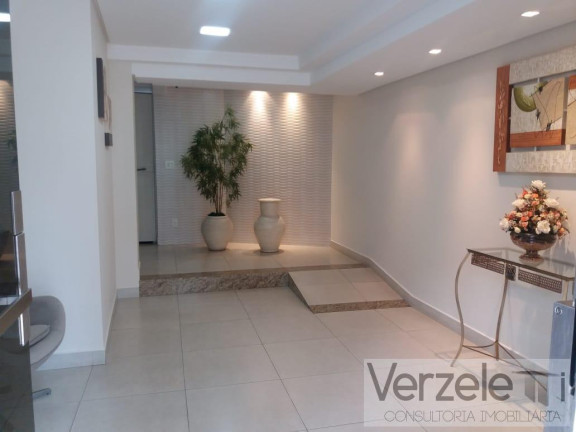Imagem Apartamento com 2 Quartos à Venda, 126 m² em Centro - Balneário Camboriú Imagem Apartamento com 2 Quartos à Venda, 126 m² em Centro - Balneário Camboriú