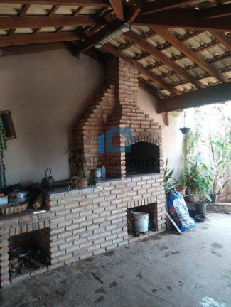 Imagem Casa com 2 Quartos à Venda, 252 m² em Centro - Fernandópolis