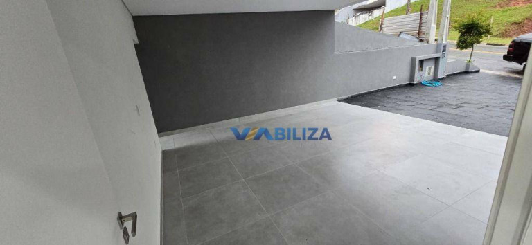 Imagem Sobrado com 4 Quartos à Venda, 300 m² em Perová - Arujá Imagem Sobrado com 4 Quartos à Venda, 300 m² em Perová - Arujá
