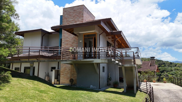 Imagem Casa com 4 Quartos à Venda, 340 m² em Região De Santo Antônio Do Pinhal - Santo Antônio Do Pinhal Imagem Casa com 4 Quartos à Venda, 340 m² em Região De Santo Antônio Do Pinhal - Santo Antônio Do Pinhal