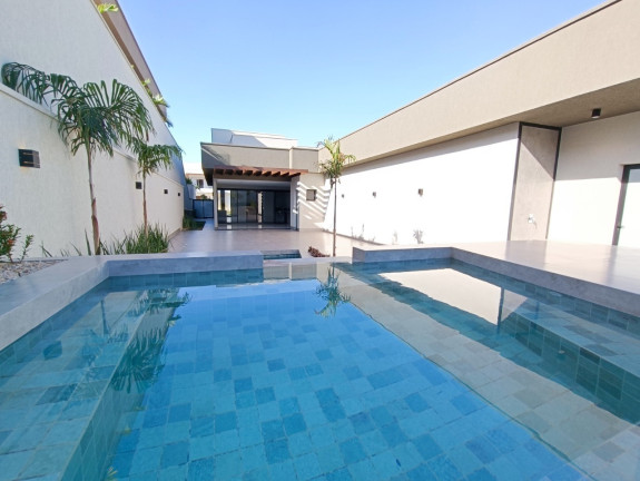 Imagem Casa de Condomínio com 4 Quartos à Venda, 734 m² em Condomínio Do Lago - Goiânia