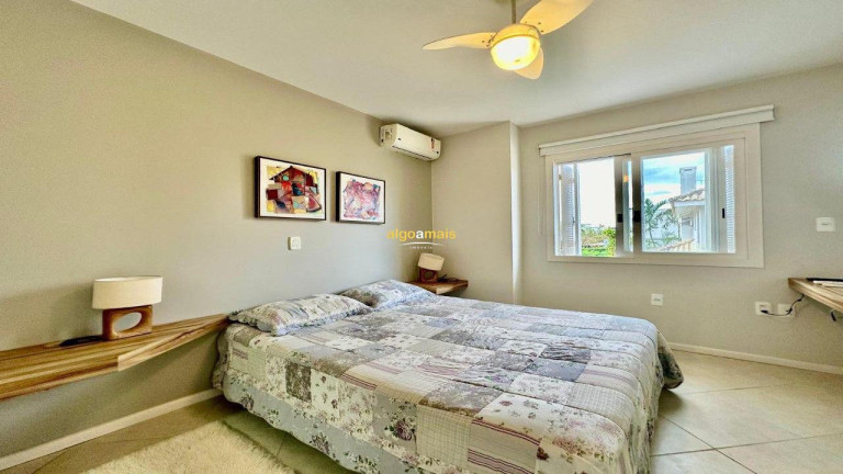 Casa com 4 Quartos à Venda, 270 m² em Condominio Porto Coronado - Xangri-lá
