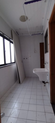 Imagem Apartamento com 3 Quartos à Venda, 130 m² em Gonzaga - Santos Imagem Apartamento com 3 Quartos à Venda, 130 m² em Gonzaga - Santos
