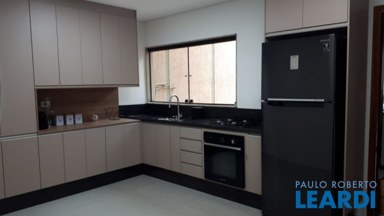 Imagem Sobrado com 4 Quartos à Venda, 238 m² em Nova Petrópolis - São Bernardo Do Campo