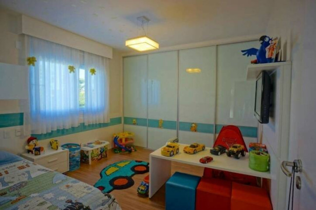 Imagem Casa com 4 Quartos à Venda, em Campeche - Florianópolis Imagem Casa com 4 Quartos à Venda, em Campeche - Florianópolis