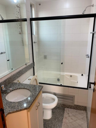 Imagem Apartamento com 2 Quartos à Venda, 70 m² em Lourdes - Belo Horizonte