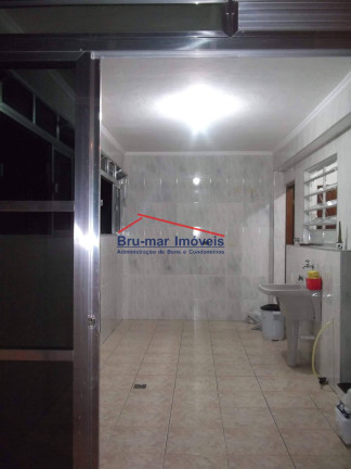 Imagem Casa com 2 Quartos à Venda, 120 m² em Marapé - Santos