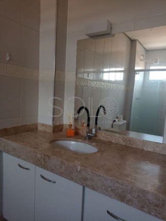 Imagem Apartamento com 3 Quartos para Alugar,  em Centro - Araraquara