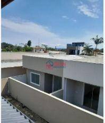 Imagem Casa com 2 Quartos à Venda, 65 m² em Piçarras - Guaratuba