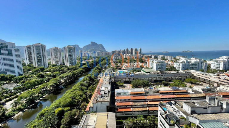 Imagem Cobertura com 3 Quartos à Venda, 274 m² em Barra Da Tijuca - Rio De Janeiro Imagem Cobertura com 3 Quartos à Venda, 274 m² em Barra Da Tijuca - Rio De Janeiro