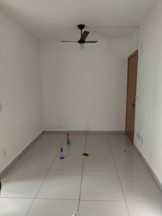 Imagem Apartamento com 2 Quartos à Venda,  em Caguassu - Sorocaba