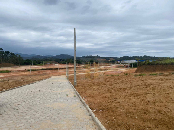 Imagem Terreno à Venda, 360 m² em Moura - Canelinha Imagem Terreno à Venda, 360 m² em Moura - Canelinha