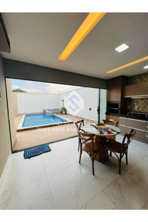 Imagem Casa com 3 Quartos à Venda, 300 m² em Setor Alto Do Vale - Goiânia