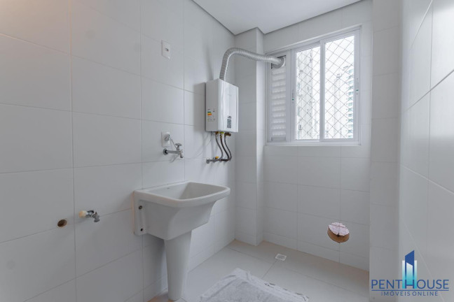 Imagem Apartamento com 3 Quartos à Venda, 127 m² em Pioneiros - Balneário Camboriú