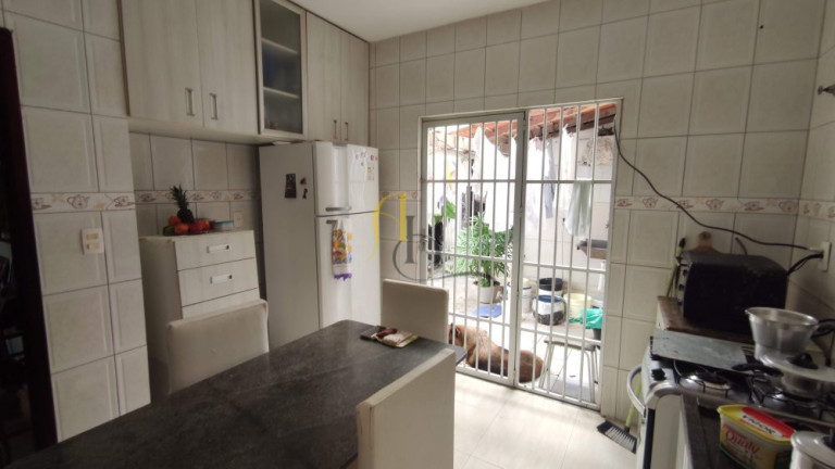 Imagem Casa com 6 Quartos à Venda, 600 m² em Caixa D'água - Lauro De Freitas
