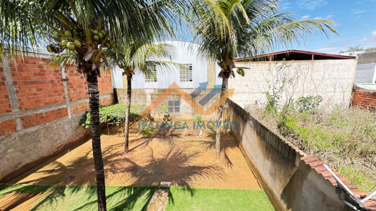 Imagem Casa com 2 Quartos à Venda, 110 m² em Porto Seguro - Caratinga Imagem Casa com 2 Quartos à Venda, 110 m² em Porto Seguro - Caratinga