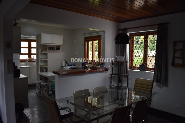 Imagem Imóvel com 3 Quartos à Venda, 124 m² em Região De Capivari - Campos Do Jordão Imagem Imóvel com 3 Quartos à Venda, 124 m² em Região De Capivari - Campos Do Jordão